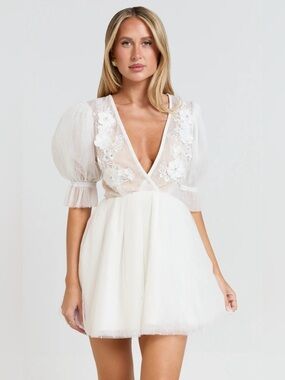 dante mini dress showpo Showpo. | Dresses | Nwt Showpo Dante Mini Halter Neck Tie Tulip Skirt Dress  In Off White